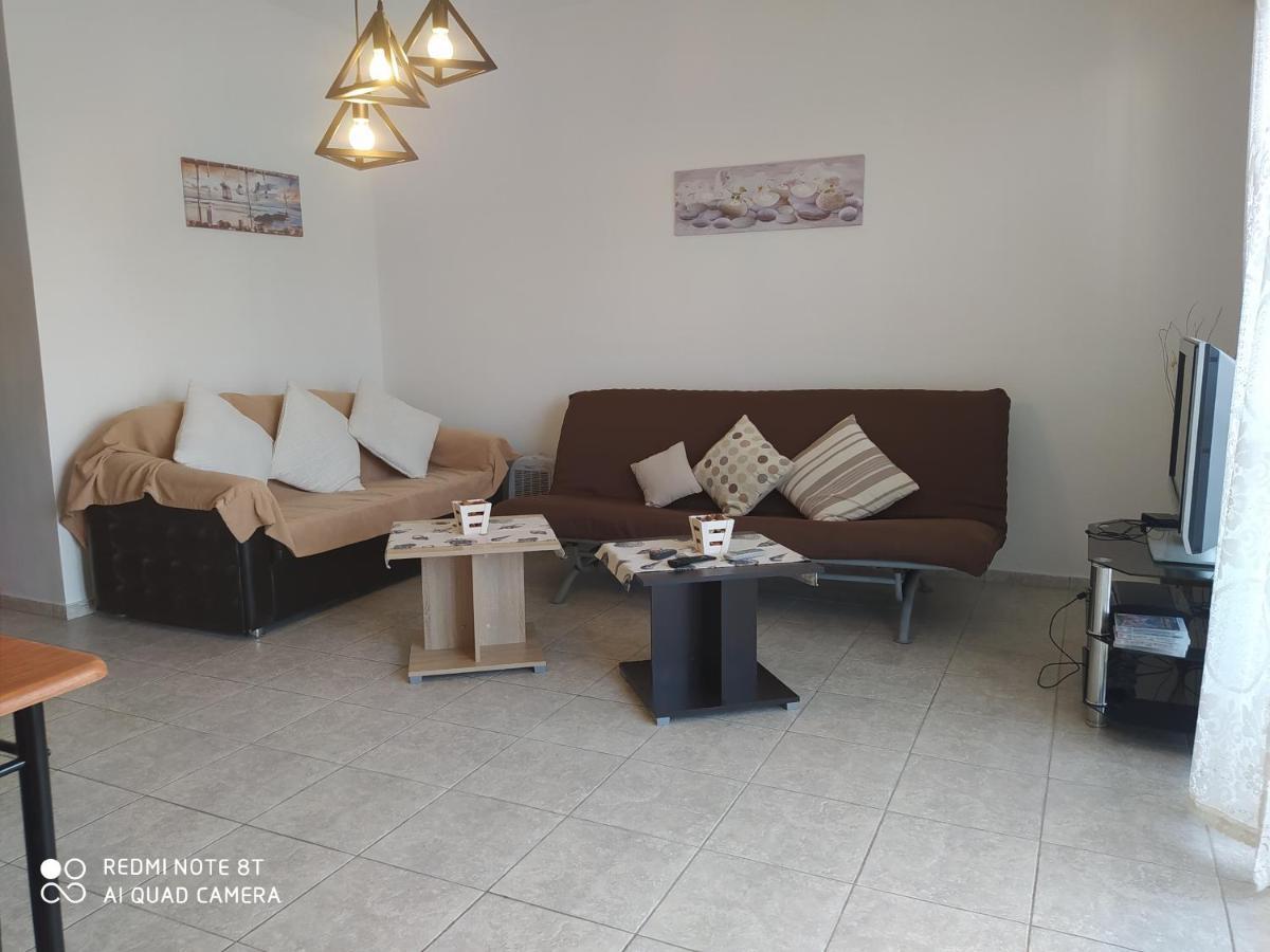 Sea And Sky Apartment Néa Péramos Екстериор снимка